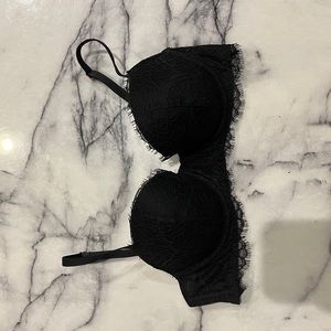 Black lace bra